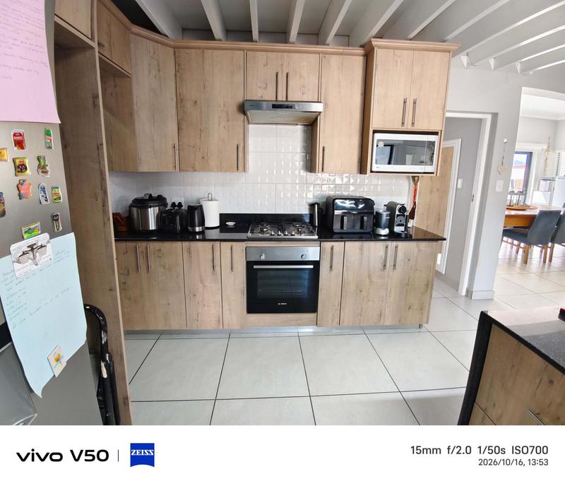 3 Bedroom Property for Sale in Hartenbos Heuwels Western Cape